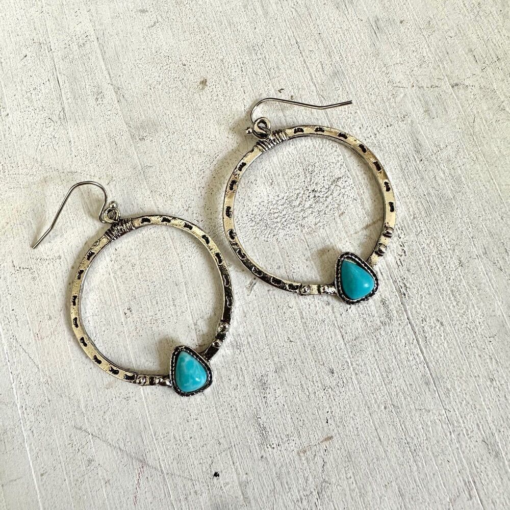 Silver/turquoise tone circle earrings
